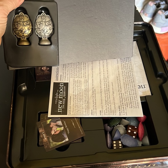 4 Twilight Board Games including Scene It DVD game - Picture 3 of 12